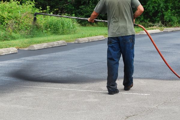 Lot Sealcoating in Gilroy